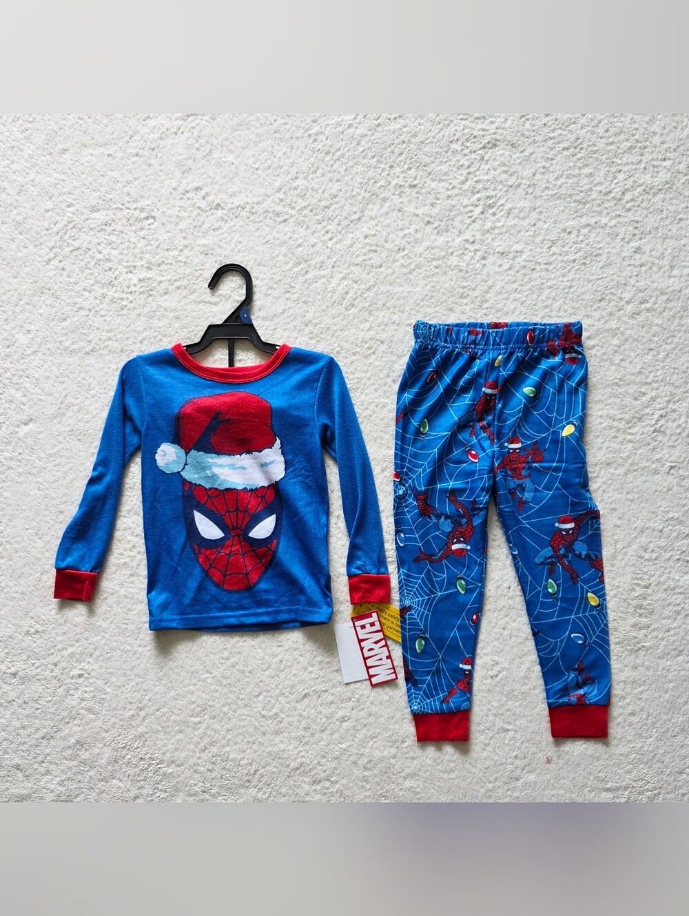 New boy's 4t Spider-Man Christmas Long Sleeve Top and Pants 2 piece pajama set